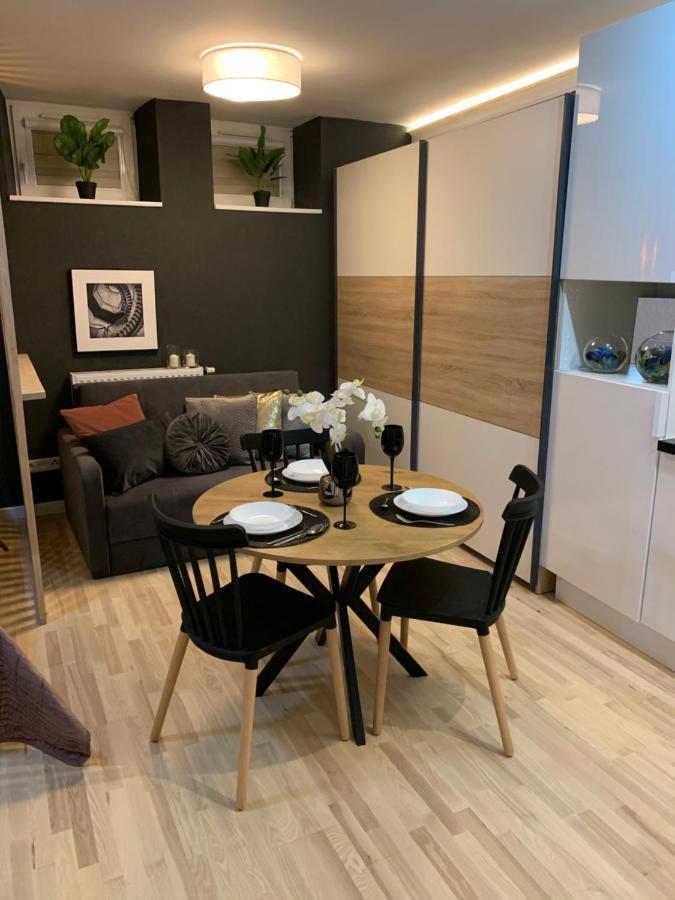 Petit Appartement Krasków Εξωτερικό φωτογραφία